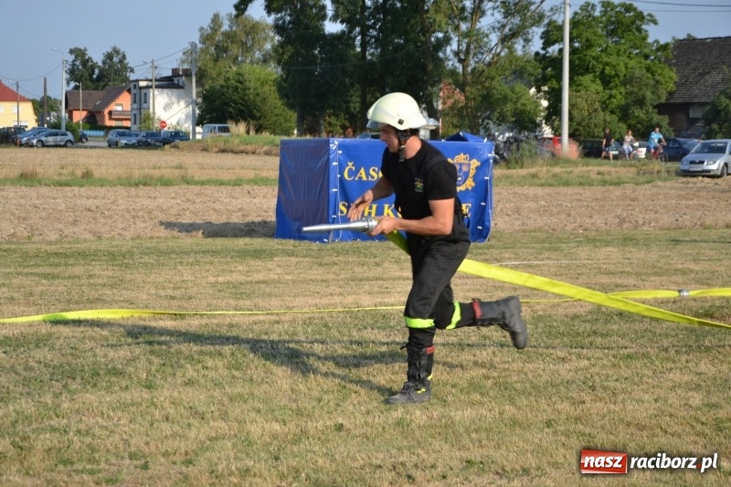 Zdjęcie w galerii na portalu naszraciborz.pl: Zawody w Rudyszwałdzie. Strażacy z Roszkowa znowu najlepsi  wiadomości z regionu
