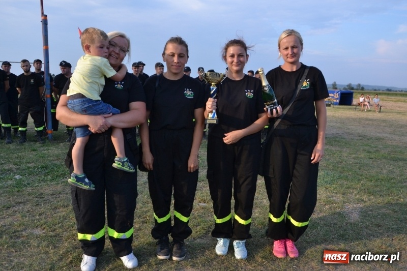 Zdjęcie w galerii na portalu naszraciborz.pl: Zawody w Rudyszwałdzie. Strażacy z Roszkowa znowu najlepsi  wiadomości z regionu