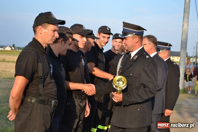 Zdjęcie w galerii na portalu naszraciborz.pl: Zawody w Rudyszwałdzie. Strażacy z Roszkowa znowu najlepsi  wiadomości z regionu