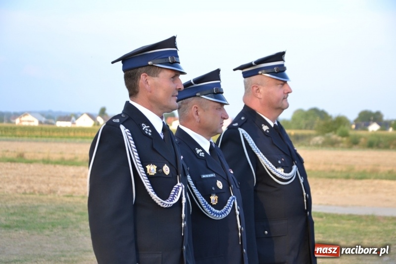 Zdjęcie w galerii na portalu naszraciborz.pl: Zawody w Rudyszwałdzie. Strażacy z Roszkowa znowu najlepsi  wiadomości z regionu