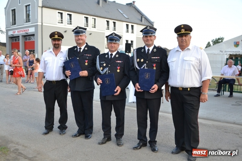 Zdjęcie w galerii na portalu naszraciborz.pl: Zawody w Rudyszwałdzie. Strażacy z Roszkowa znowu najlepsi  wiadomości z regionu