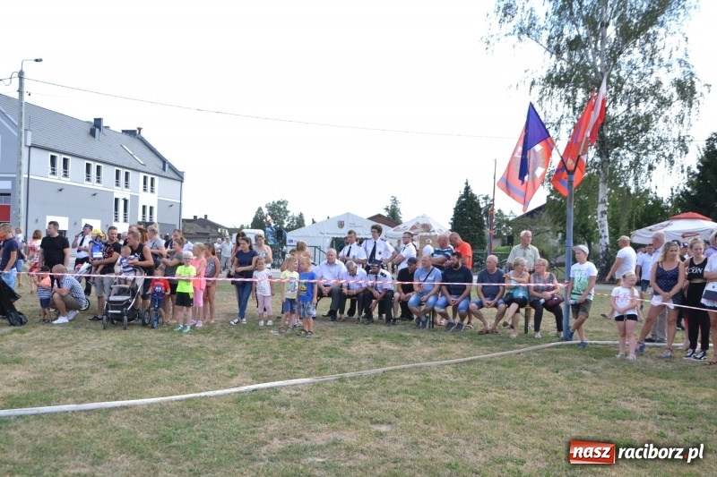 Zdjęcie w galerii na portalu naszraciborz.pl: Zawody w Rudyszwałdzie. Strażacy z Roszkowa znowu najlepsi  wiadomości z regionu