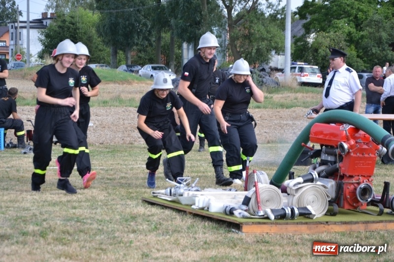 Zdjęcie w galerii na portalu naszraciborz.pl: Zawody w Rudyszwałdzie. Strażacy z Roszkowa znowu najlepsi  wiadomości z regionu