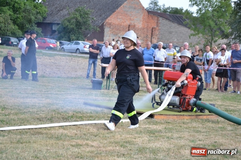 Zdjęcie w galerii na portalu naszraciborz.pl: Zawody w Rudyszwałdzie. Strażacy z Roszkowa znowu najlepsi  wiadomości z regionu