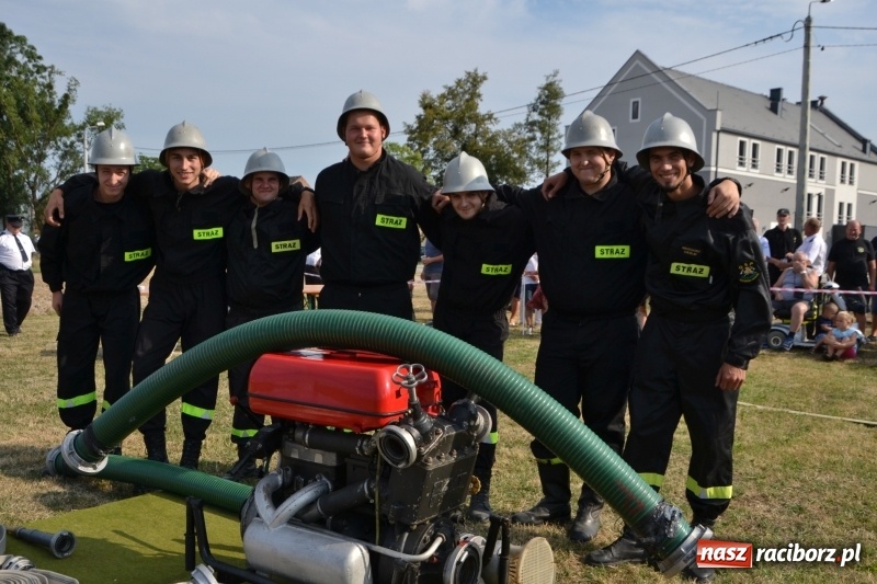 Zdjęcie w galerii na portalu naszraciborz.pl: Zawody w Rudyszwałdzie. Strażacy z Roszkowa znowu najlepsi  wiadomości z regionu