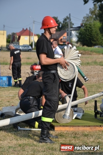 Zdjęcie w galerii na portalu naszraciborz.pl: Zawody w Rudyszwałdzie. Strażacy z Roszkowa znowu najlepsi  wiadomości z regionu