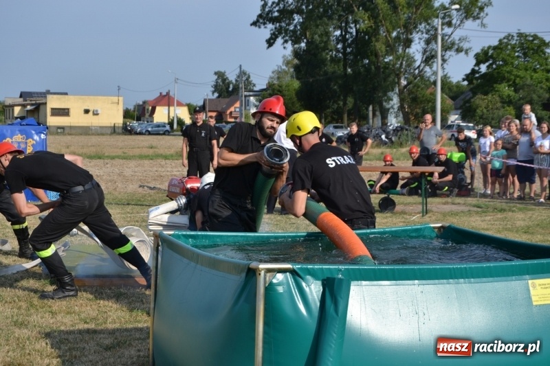 Zdjęcie w galerii na portalu naszraciborz.pl: Zawody w Rudyszwałdzie. Strażacy z Roszkowa znowu najlepsi  wiadomości z regionu