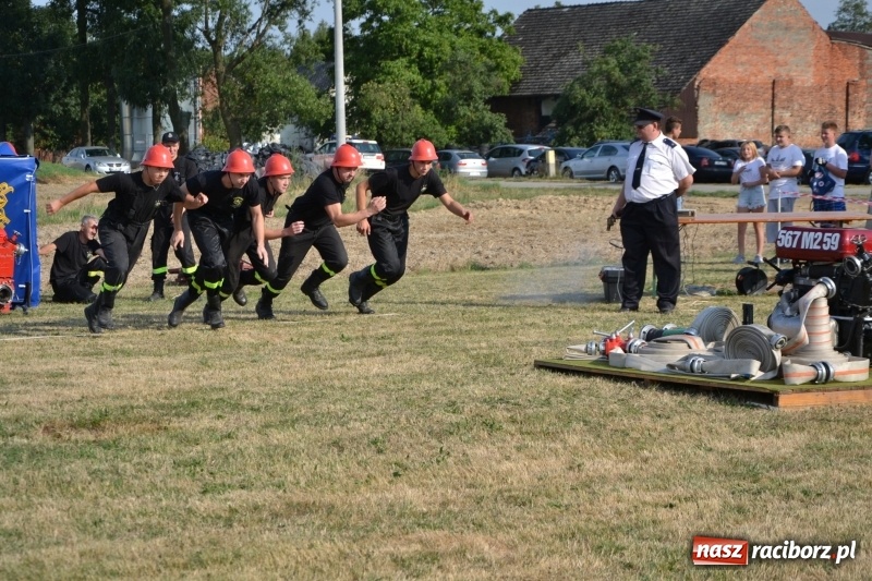 Zdjęcie w galerii na portalu naszraciborz.pl: Zawody w Rudyszwałdzie. Strażacy z Roszkowa znowu najlepsi  wiadomości z regionu