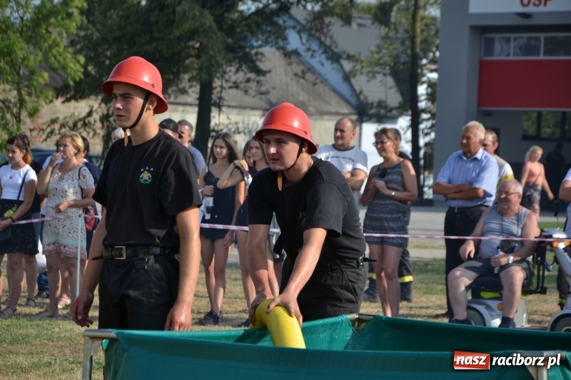 Zdjęcie w galerii na portalu naszraciborz.pl: Zawody w Rudyszwałdzie. Strażacy z Roszkowa znowu najlepsi  wiadomości z regionu
