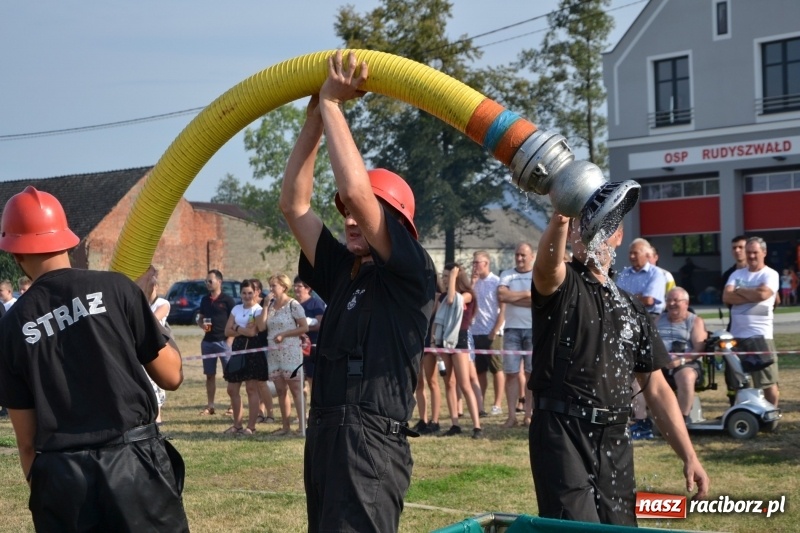 Zdjęcie w galerii na portalu naszraciborz.pl: Zawody w Rudyszwałdzie. Strażacy z Roszkowa znowu najlepsi  wiadomości z regionu