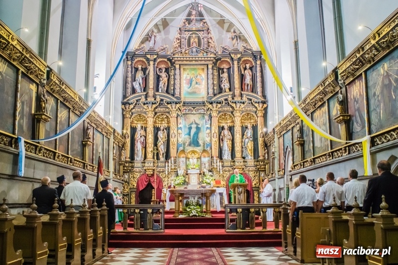 Zdjęcie w galerii na portalu naszraciborz.pl: Memoriałowa Msza św. za NSZZ Solidarność  wiadomości z regionu