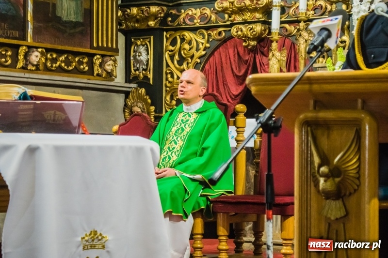 Zdjęcie w galerii na portalu naszraciborz.pl: Memoriałowa Msza św. za NSZZ Solidarność  wiadomości z regionu