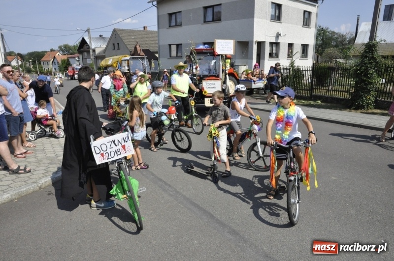 Zdjęcie w galerii na portalu naszraciborz.pl: Barack i Angela na dożynkach w Bolesławiu  wiadomości z regionu