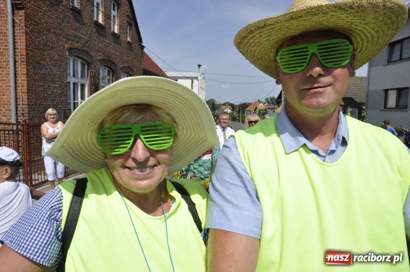 Zdjęcie w galerii na portalu naszraciborz.pl: Barack i Angela na dożynkach w Bolesławiu  wiadomości z regionu