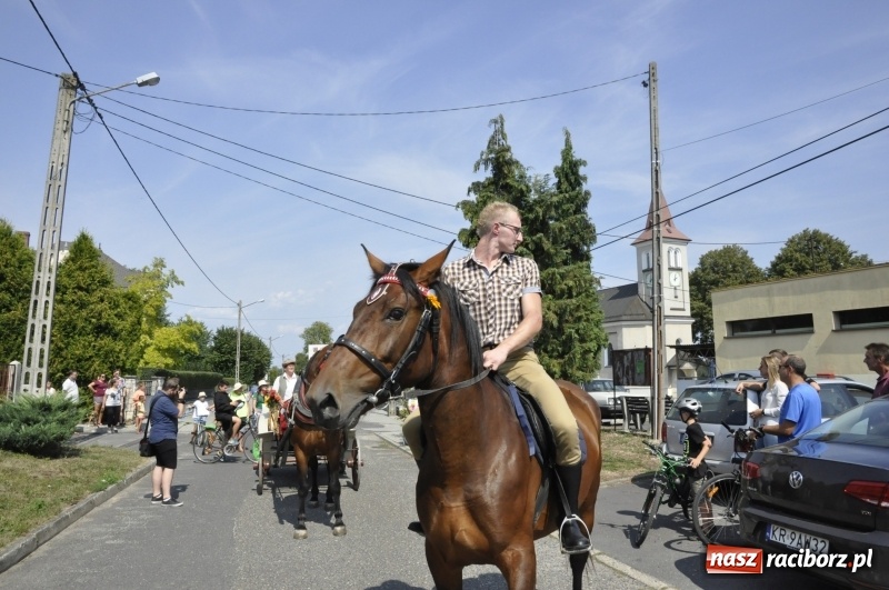 Zdjęcie w galerii na portalu naszraciborz.pl: Barack i Angela na dożynkach w Bolesławiu  wiadomości z regionu