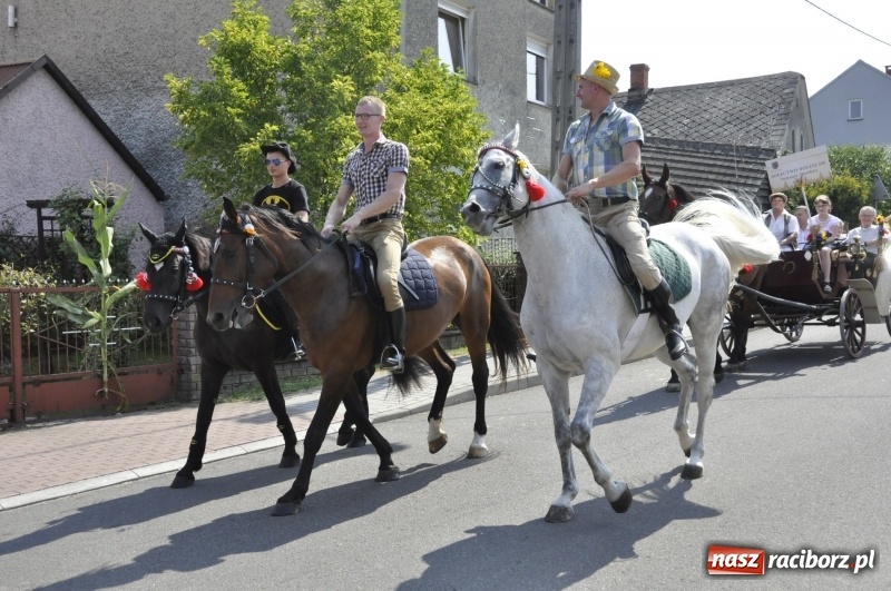 Zdjęcie w galerii na portalu naszraciborz.pl: Barack i Angela na dożynkach w Bolesławiu  wiadomości z regionu