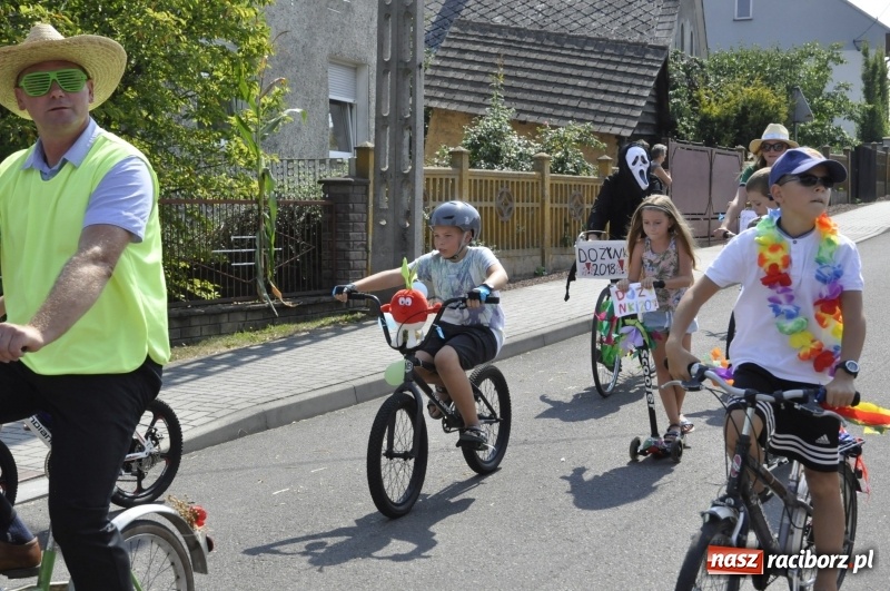 Zdjęcie w galerii na portalu naszraciborz.pl: Barack i Angela na dożynkach w Bolesławiu  wiadomości z regionu