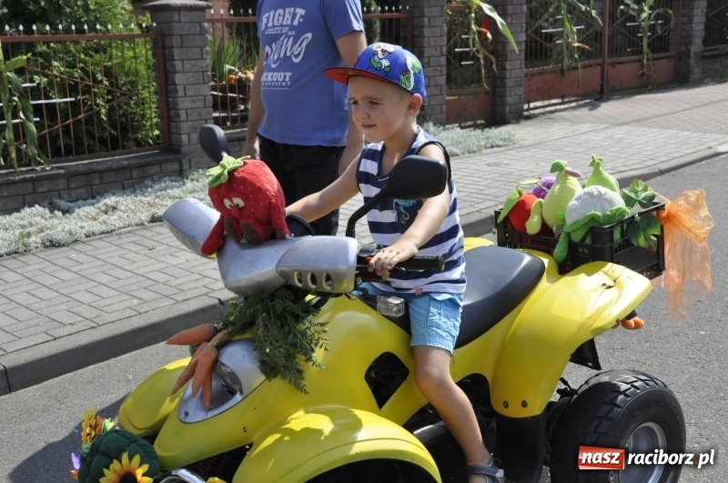 Zdjęcie w galerii na portalu naszraciborz.pl: Barack i Angela na dożynkach w Bolesławiu  wiadomości z regionu