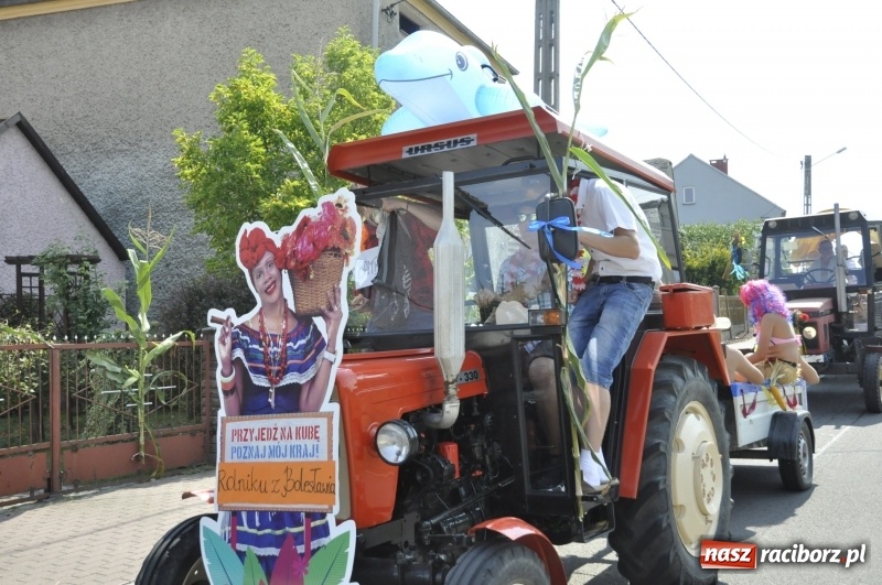 Zdjęcie w galerii na portalu naszraciborz.pl: Barack i Angela na dożynkach w Bolesławiu  wiadomości z regionu