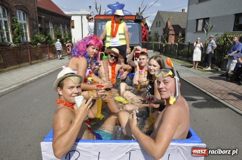 Zdjęcie w galerii na portalu naszraciborz.pl: Barack i Angela na dożynkach w Bolesławiu  wiadomości z regionu