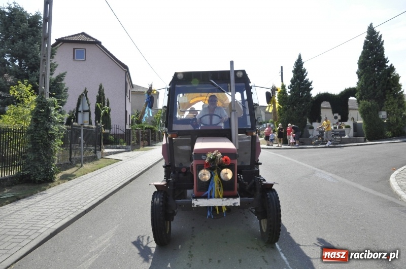 Zdjęcie w galerii na portalu naszraciborz.pl: Barack i Angela na dożynkach w Bolesławiu  wiadomości z regionu