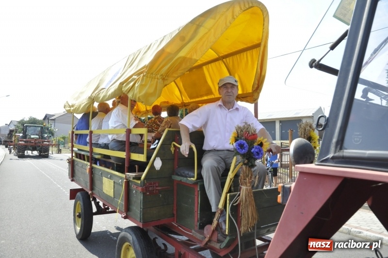 Zdjęcie w galerii na portalu naszraciborz.pl: Barack i Angela na dożynkach w Bolesławiu  wiadomości z regionu