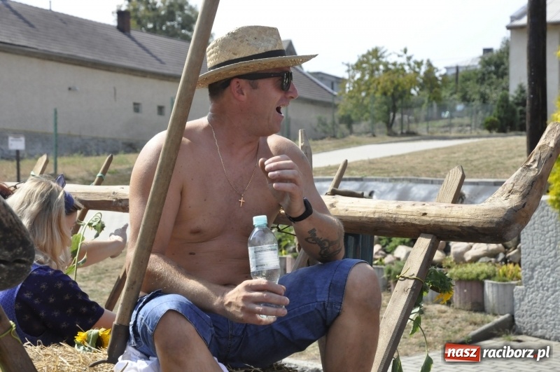 Zdjęcie w galerii na portalu naszraciborz.pl: Barack i Angela na dożynkach w Bolesławiu  wiadomości z regionu