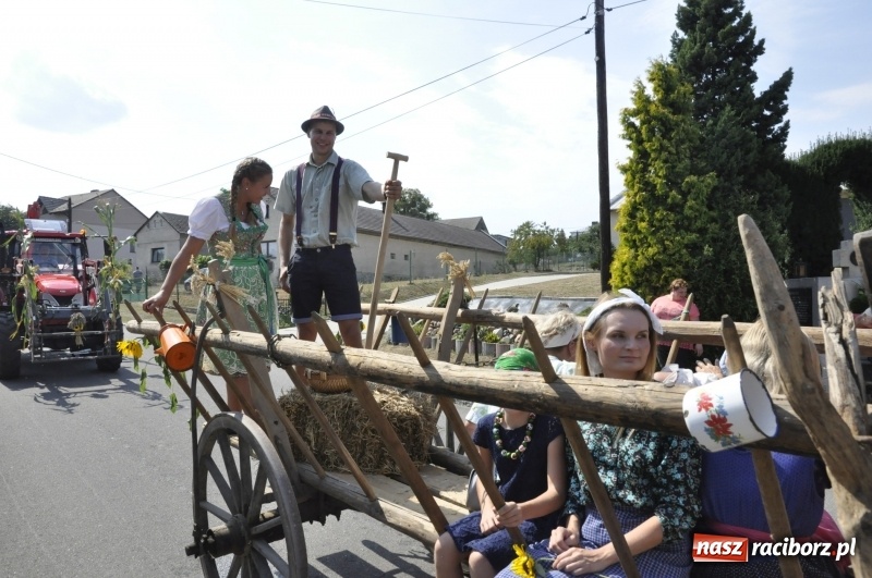 Zdjęcie w galerii na portalu naszraciborz.pl: Barack i Angela na dożynkach w Bolesławiu  wiadomości z regionu