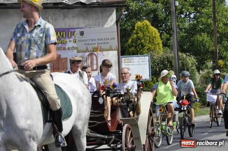 Zdjęcie w galerii na portalu naszraciborz.pl: Barack i Angela na dożynkach w Bolesławiu  wiadomości z regionu