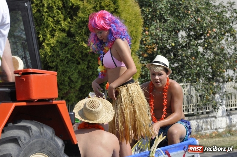 Zdjęcie w galerii na portalu naszraciborz.pl: Barack i Angela na dożynkach w Bolesławiu  wiadomości z regionu