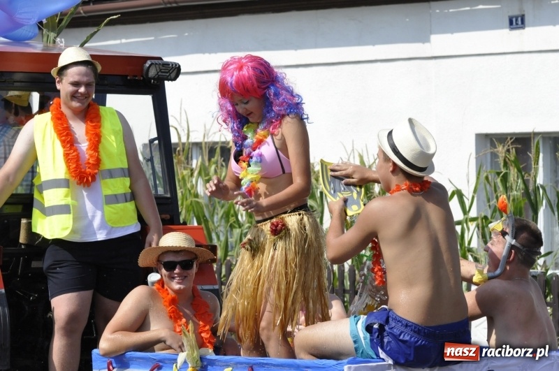 Zdjęcie w galerii na portalu naszraciborz.pl: Barack i Angela na dożynkach w Bolesławiu  wiadomości z regionu