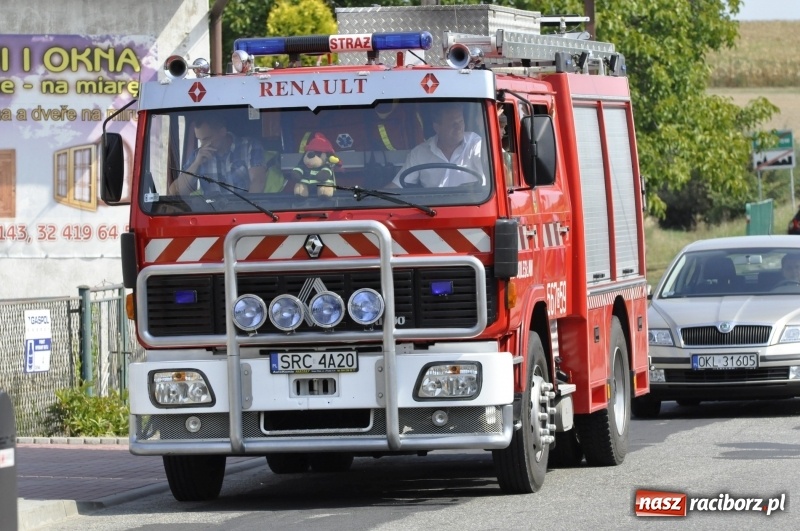 Zdjęcie w galerii na portalu naszraciborz.pl: Barack i Angela na dożynkach w Bolesławiu  wiadomości z regionu