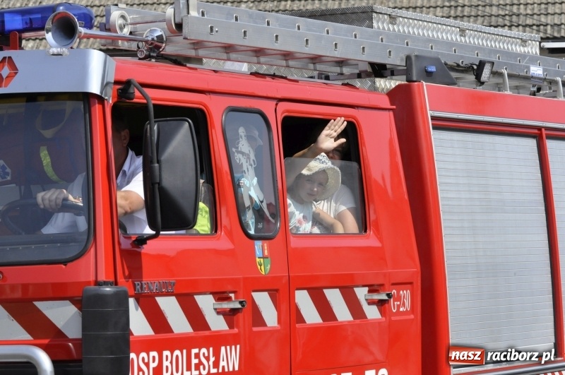 Zdjęcie w galerii na portalu naszraciborz.pl: Barack i Angela na dożynkach w Bolesławiu  wiadomości z regionu