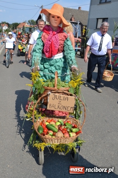 Zdjęcie w galerii na portalu naszraciborz.pl: Barack i Angela na dożynkach w Bolesławiu  wiadomości z regionu
