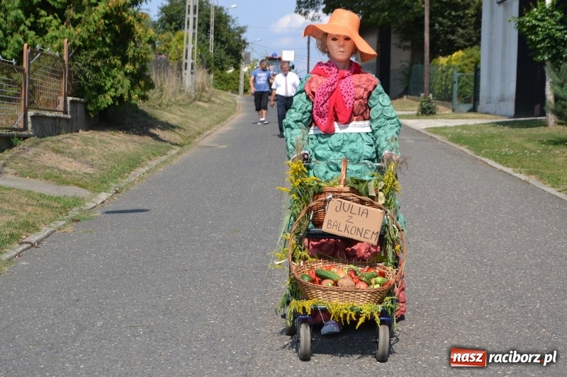 Zdjęcie w galerii na portalu naszraciborz.pl: Barack i Angela na dożynkach w Bolesławiu  wiadomości z regionu