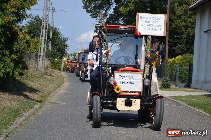 Zdjęcie w galerii na portalu naszraciborz.pl: Barack i Angela na dożynkach w Bolesławiu  wiadomości z regionu