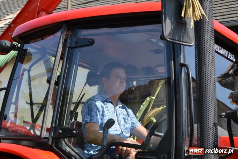 Zdjęcie w galerii na portalu naszraciborz.pl: Barack i Angela na dożynkach w Bolesławiu  wiadomości z regionu