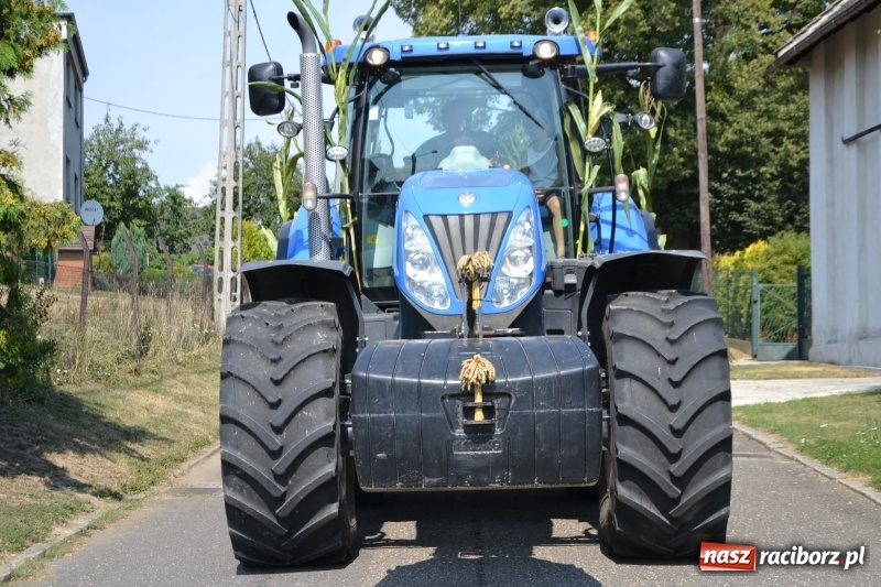 Zdjęcie w galerii na portalu naszraciborz.pl: Barack i Angela na dożynkach w Bolesławiu  wiadomości z regionu