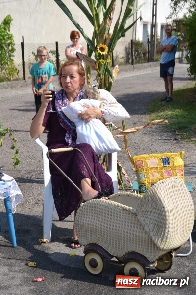 Zdjęcie w galerii na portalu naszraciborz.pl: Barack i Angela na dożynkach w Bolesławiu  wiadomości z regionu