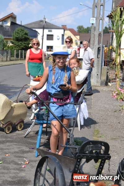 Zdjęcie w galerii na portalu naszraciborz.pl: Barack i Angela na dożynkach w Bolesławiu  wiadomości z regionu
