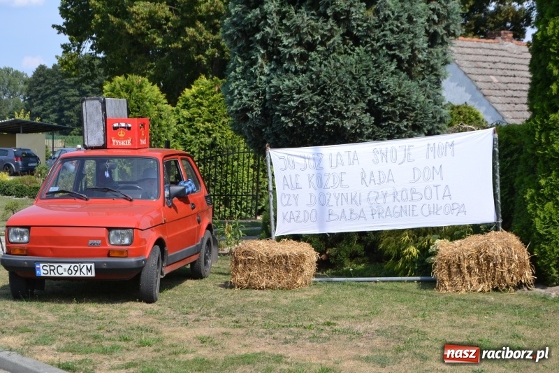 Zdjęcie w galerii na portalu naszraciborz.pl: Barack i Angela na dożynkach w Bolesławiu  wiadomości z regionu