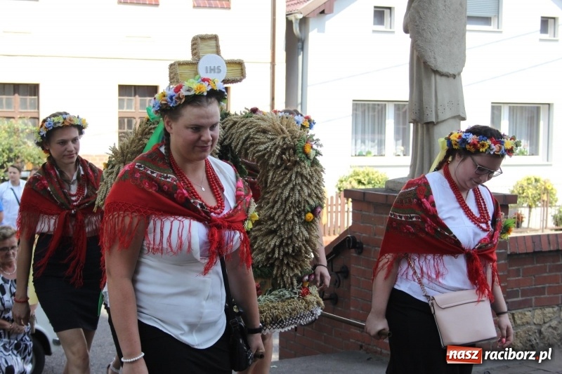 Zdjęcie w galerii na portalu naszraciborz.pl: W Cyprzanowie dziękowali za plony  wiadomości z regionu