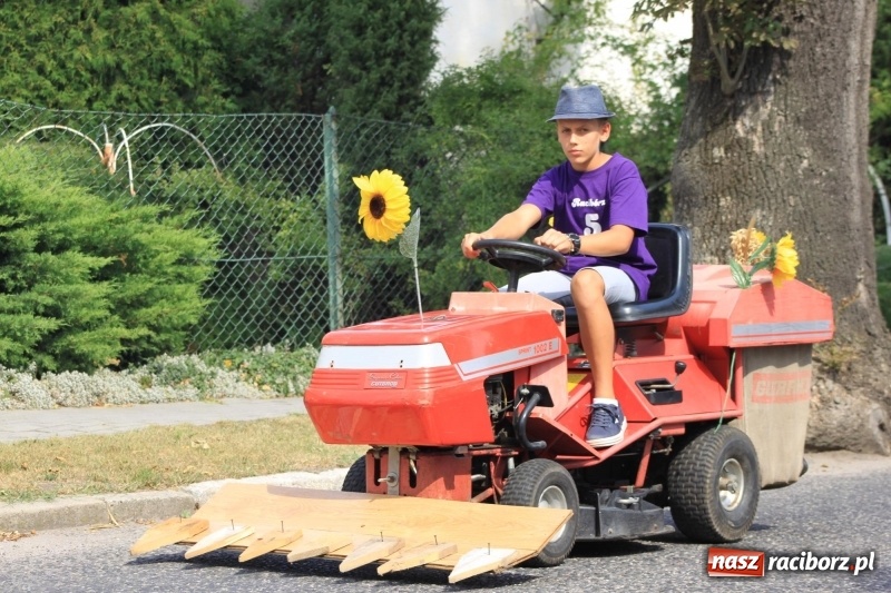 Zdjęcie w galerii na portalu naszraciborz.pl: W Cyprzanowie dziękowali za plony  wiadomości z regionu