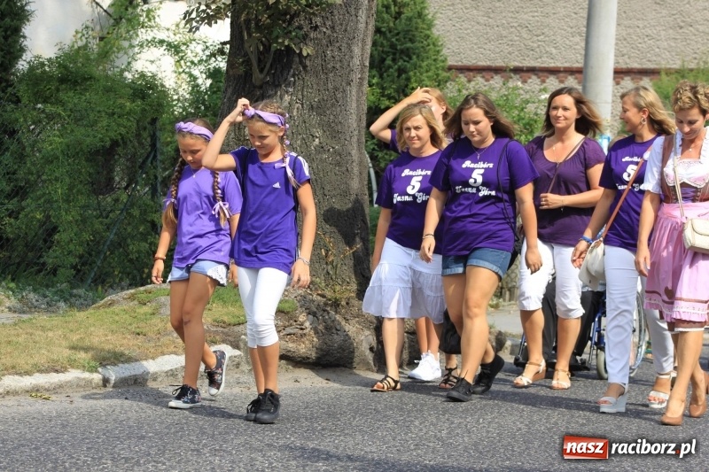 Zdjęcie w galerii na portalu naszraciborz.pl: W Cyprzanowie dziękowali za plony  wiadomości z regionu