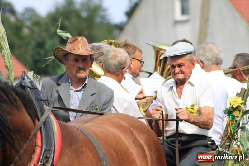Zdjęcie w galerii na portalu naszraciborz.pl: W Cyprzanowie dziękowali za plony  wiadomości z regionu