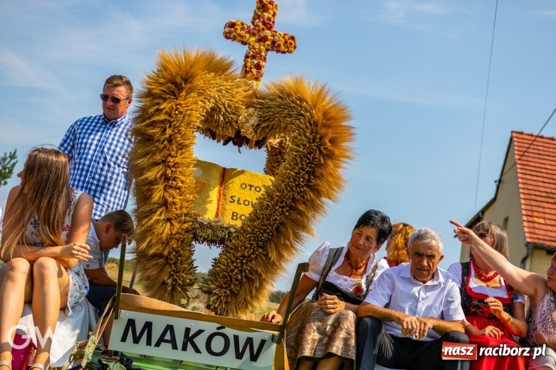 Zdjęcie w galerii na portalu naszraciborz.pl: Pierwsza pomoc na rowerach, czyli kolorowe dożynki w Makowie  wiadomości z regionu