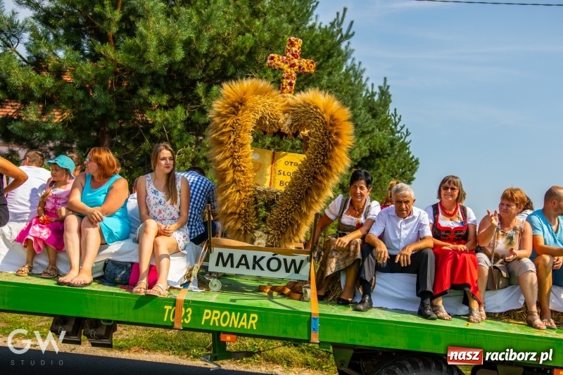 Zdjęcie w galerii na portalu naszraciborz.pl: Pierwsza pomoc na rowerach, czyli kolorowe dożynki w Makowie  wiadomości z regionu