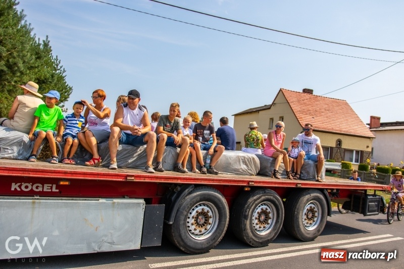 Zdjęcie w galerii na portalu naszraciborz.pl: Pierwsza pomoc na rowerach, czyli kolorowe dożynki w Makowie  wiadomości z regionu