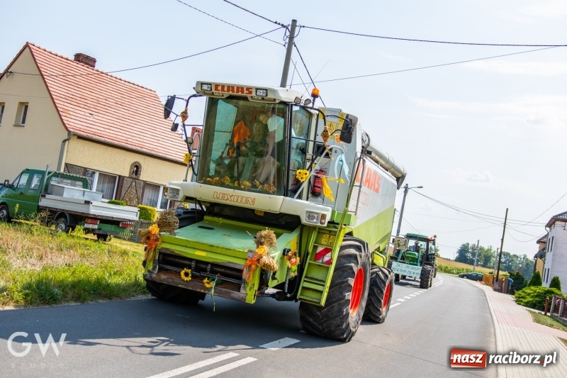 Zdjęcie w galerii na portalu naszraciborz.pl: Pierwsza pomoc na rowerach, czyli kolorowe dożynki w Makowie  wiadomości z regionu