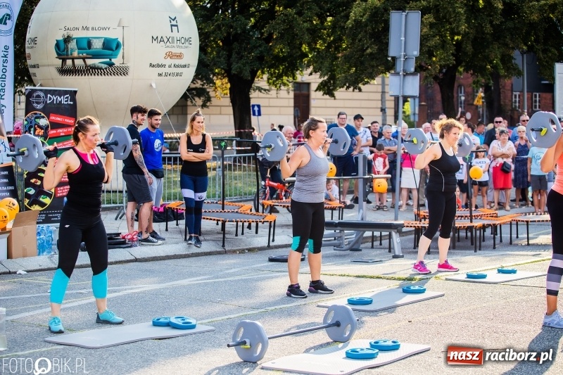 Zdjęcie w galerii na portalu naszraciborz.pl: Brooklyn Gym – Show na rozpoczęcie drugiego dnia Memoriału wiadomości z regionu